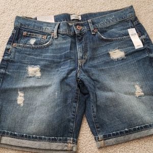 Gap boyfriend Jean shorts sz 10/30